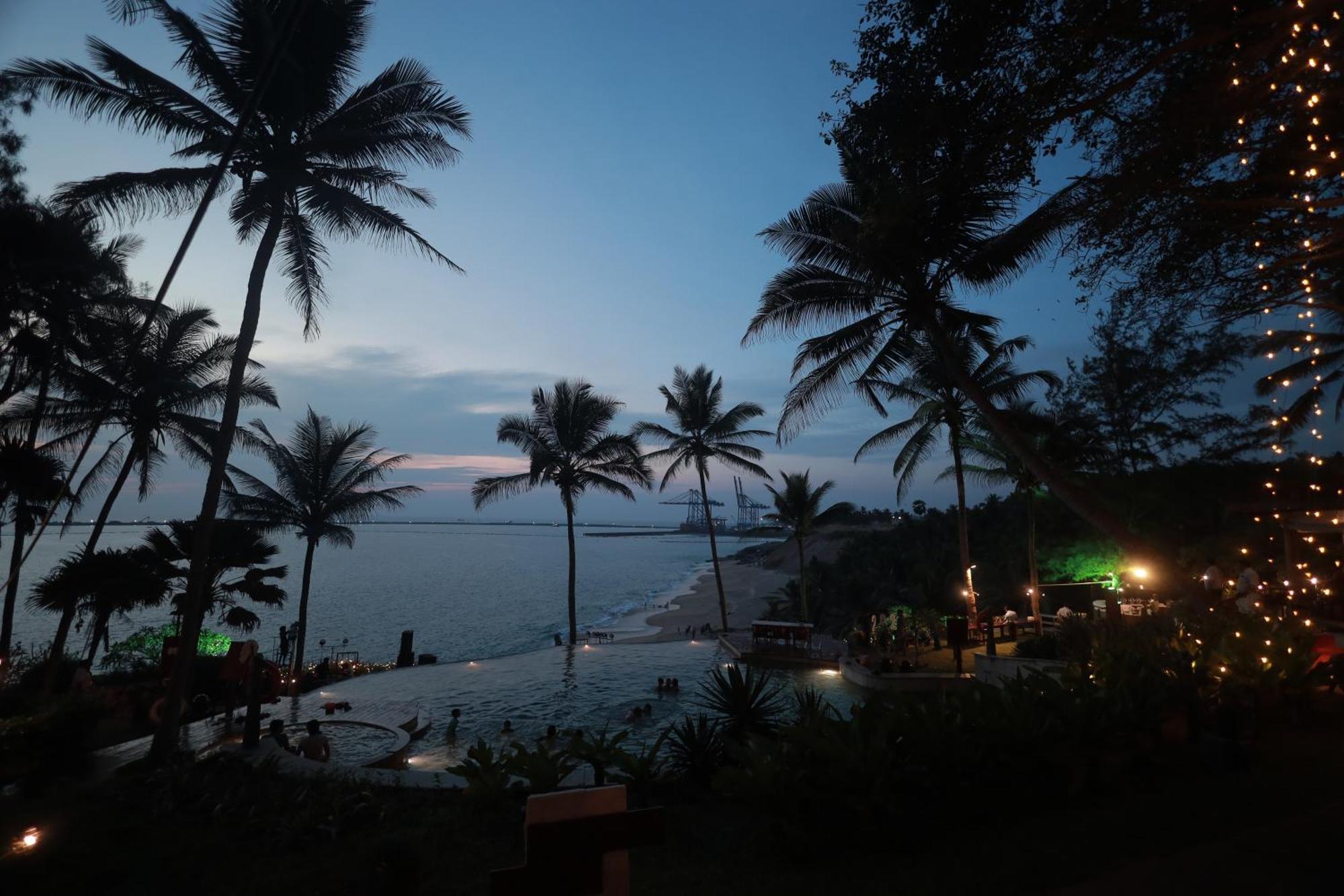 Niraamaya Wellness Retreats, Surya Samudra, Ковалам Экстерьер фото