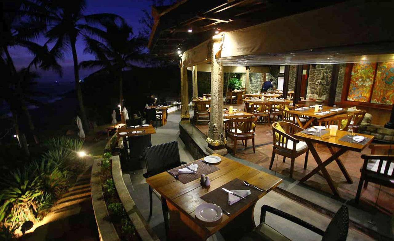 Niraamaya Wellness Retreats, Surya Samudra, Ковалам Экстерьер фото