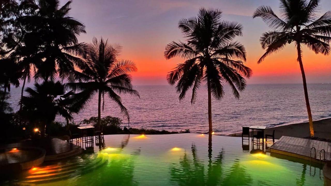 Niraamaya Wellness Retreats, Surya Samudra, Ковалам Экстерьер фото