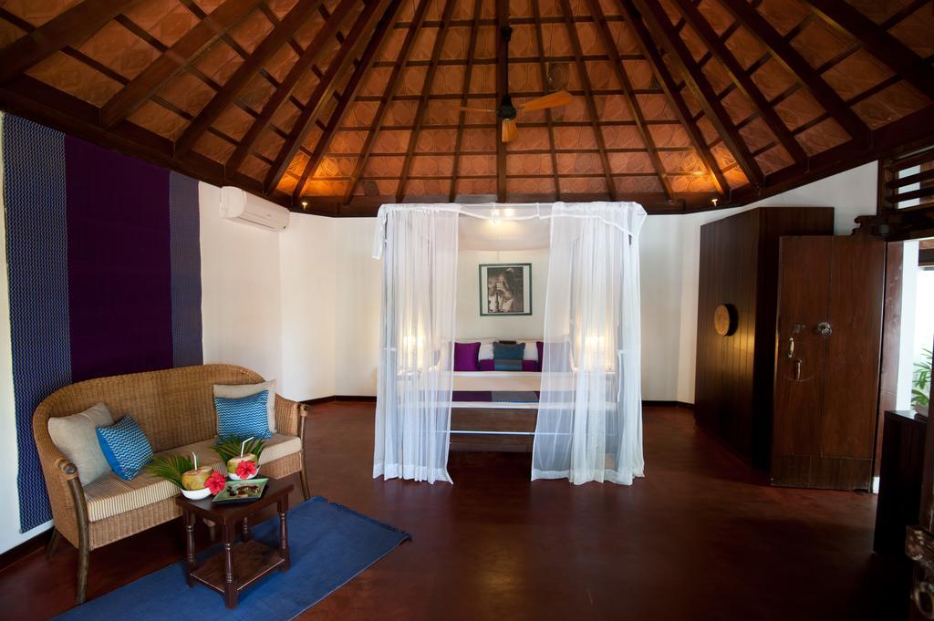 Niraamaya Wellness Retreats, Surya Samudra, Ковалам Экстерьер фото