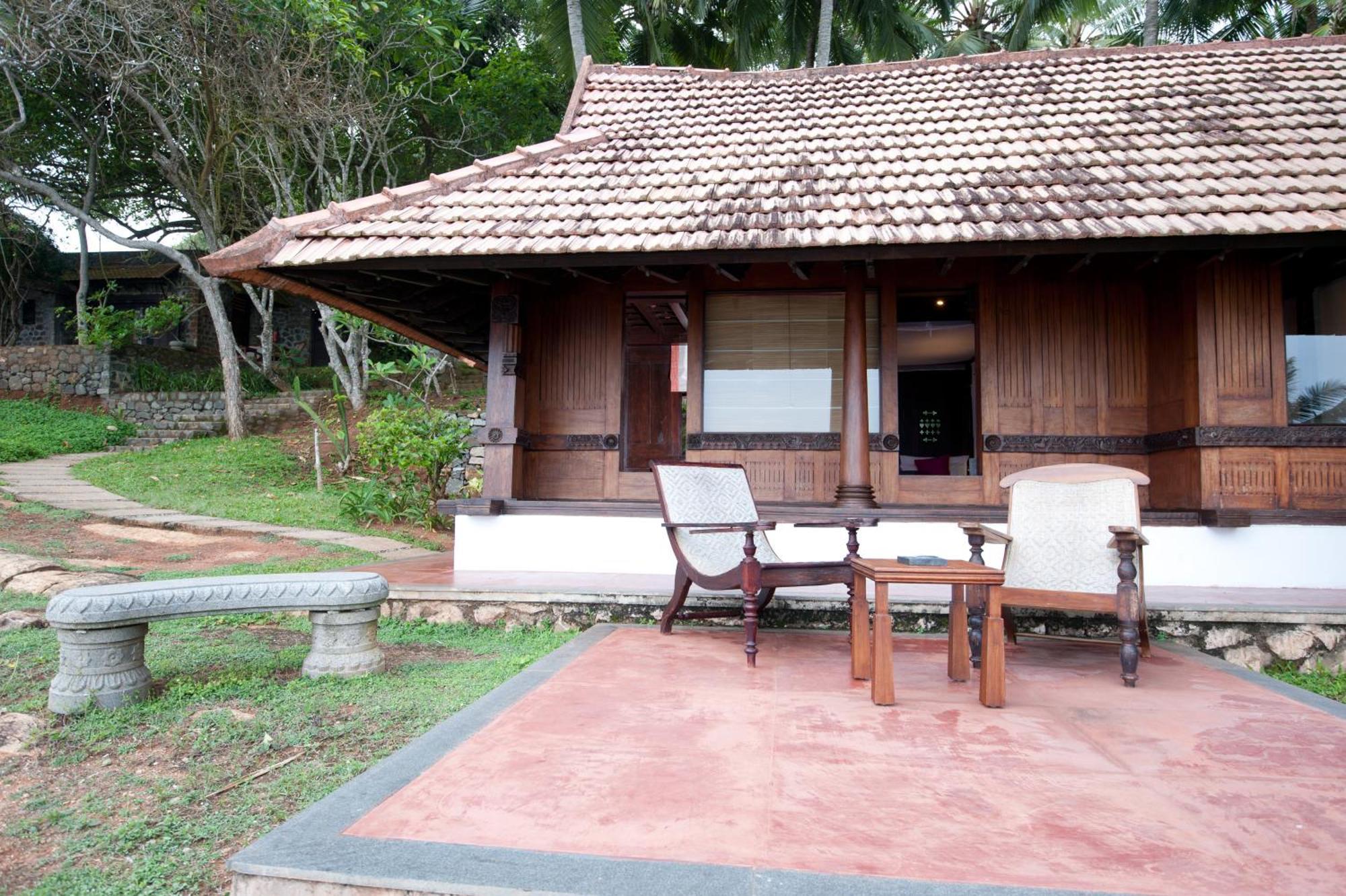 Niraamaya Wellness Retreats, Surya Samudra, Ковалам Экстерьер фото